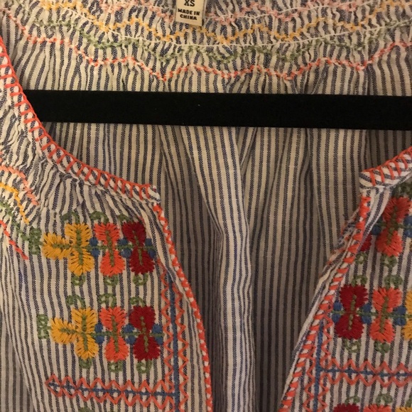 Madewell • Striped Blouse w/ Floral Embroidery - Picture 2 of 4